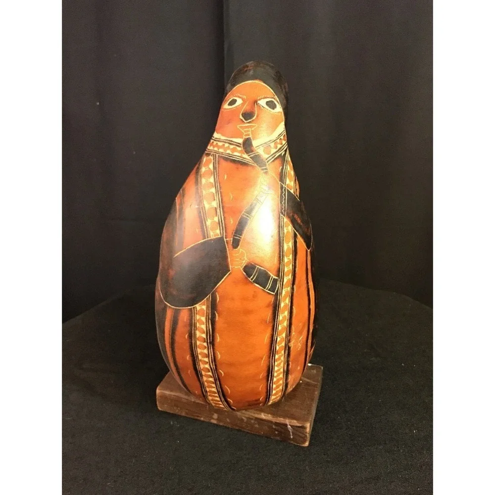 Vintage Decorated Painted Gourd‎ Statue Figurine Peruvian  Peru Art